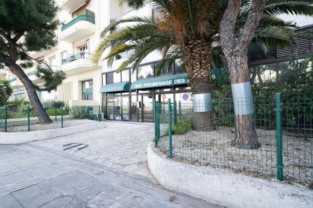 ניס La Prom - A Two Bedroom Apartment With A Sea View מראה חיצוני תמונה