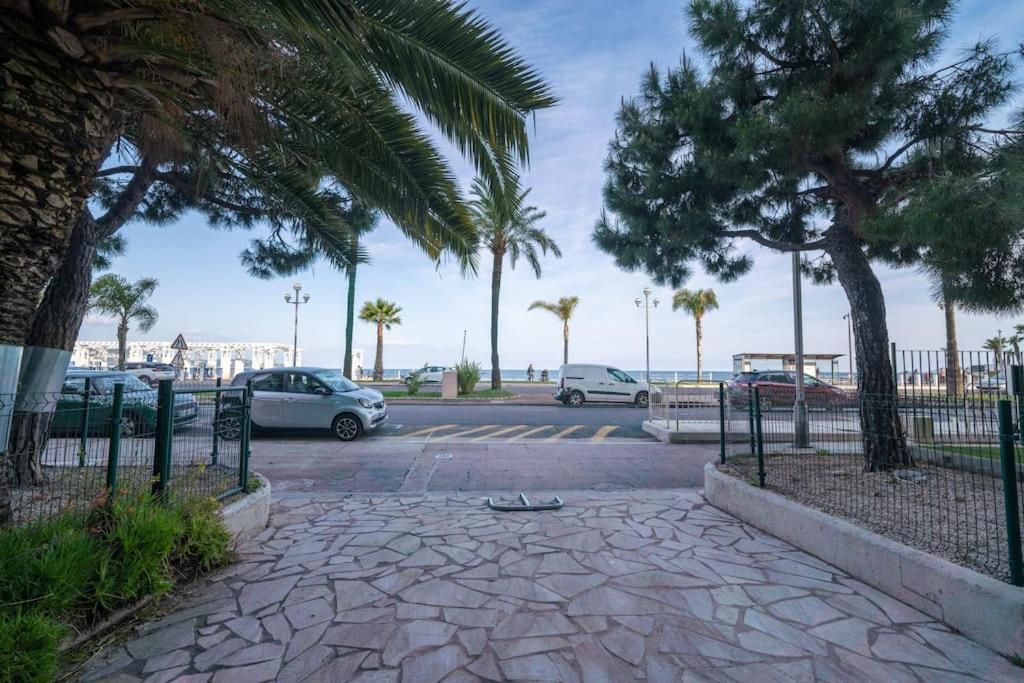 ניס La Prom - A Two Bedroom Apartment With A Sea View מראה חיצוני תמונה